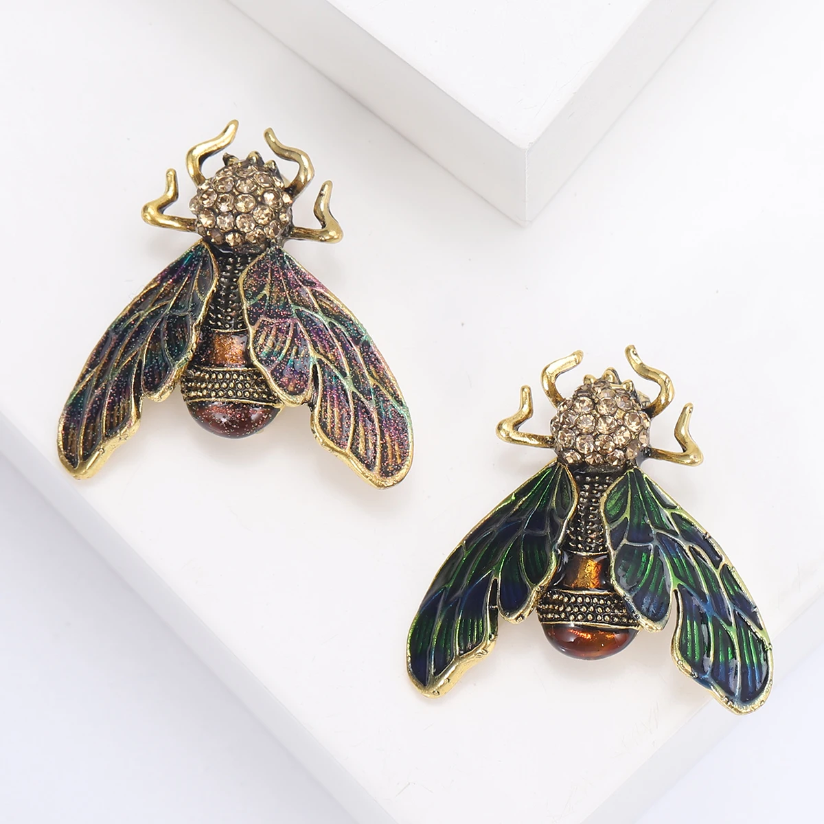 Vintage Rhinestone Bug Brooche - Vintage Fashion Bug review and price