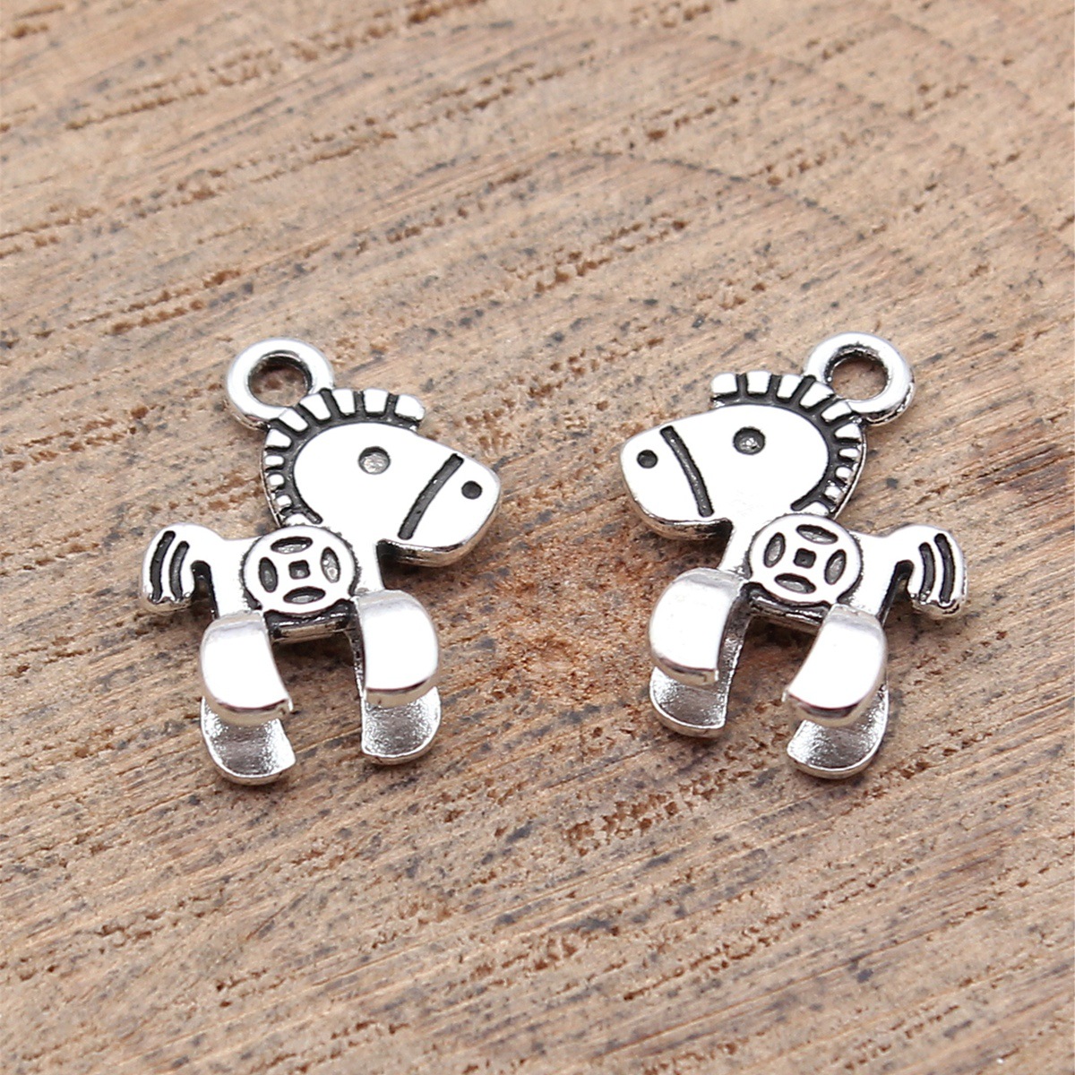 WYSIWYG 40pcs 15x11x4.2mm 2 Co - Vintage Fashion Now review and price